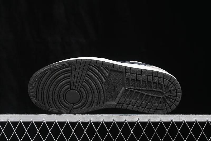 All categories Air Jordan Jordan series basketball shoes Air Jordan 1 Low G version pure original Air Jordan 1 Low AJ1 Joe 1 white gray burst pattern low-top retro cultural basketball shoes IU2268-100